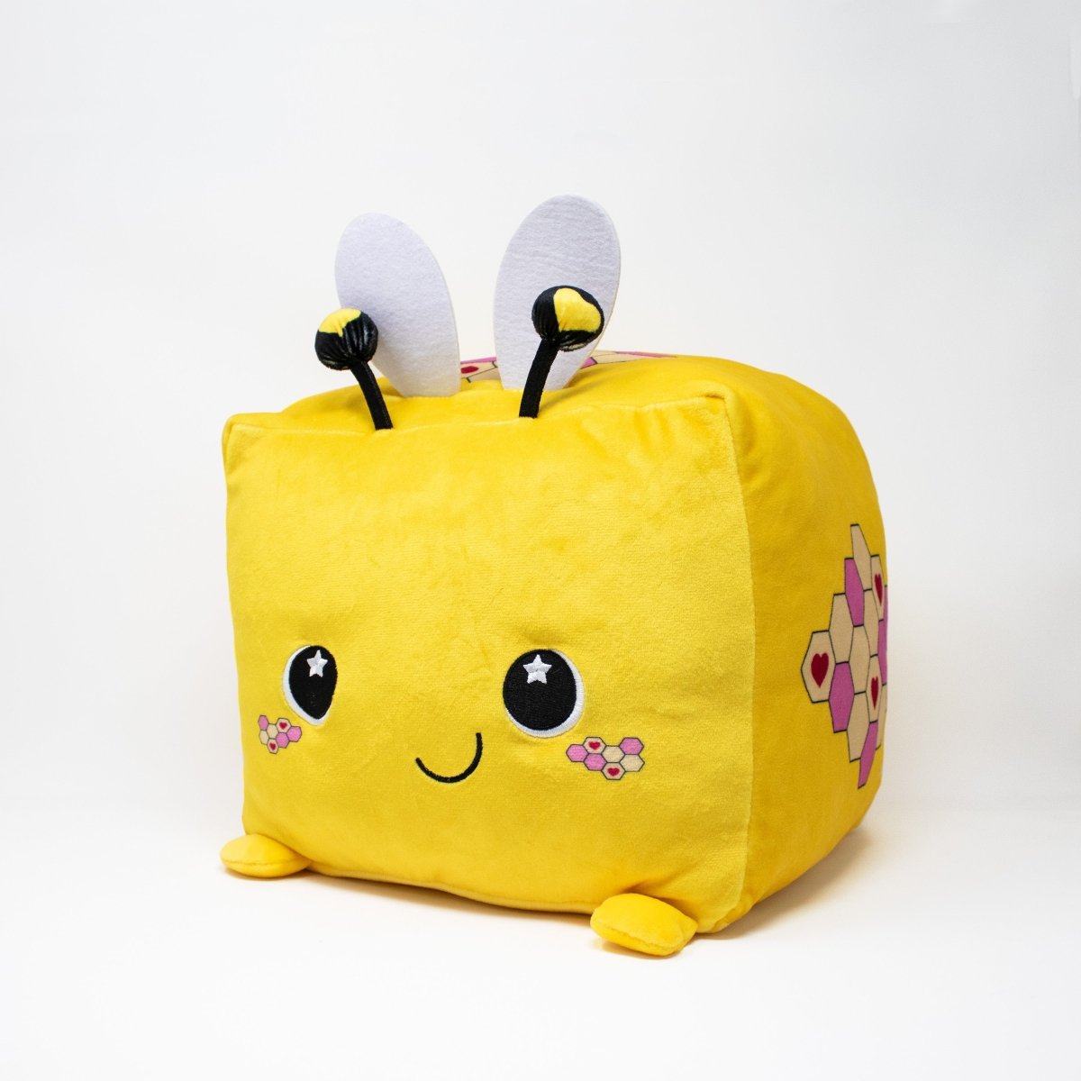 Hex the Bee Plushie